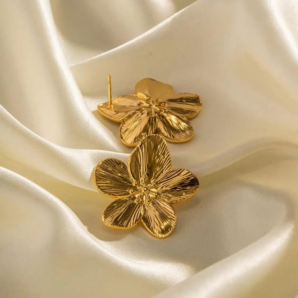 18K GOLD PLATED BUTTERFLY EARRINGS